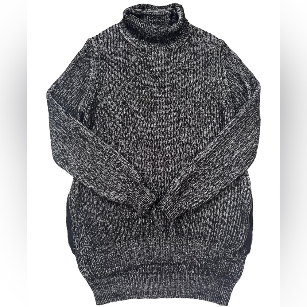 Zara Women’s Turtleneck Asymmetrical Knit Sweater Size M